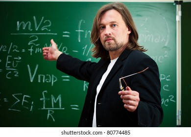 physics-professor-260nw-80774485.jpg