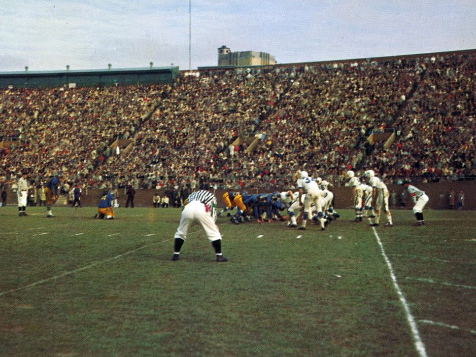 966px-1958PittvsPSU_PittStadium.jpg