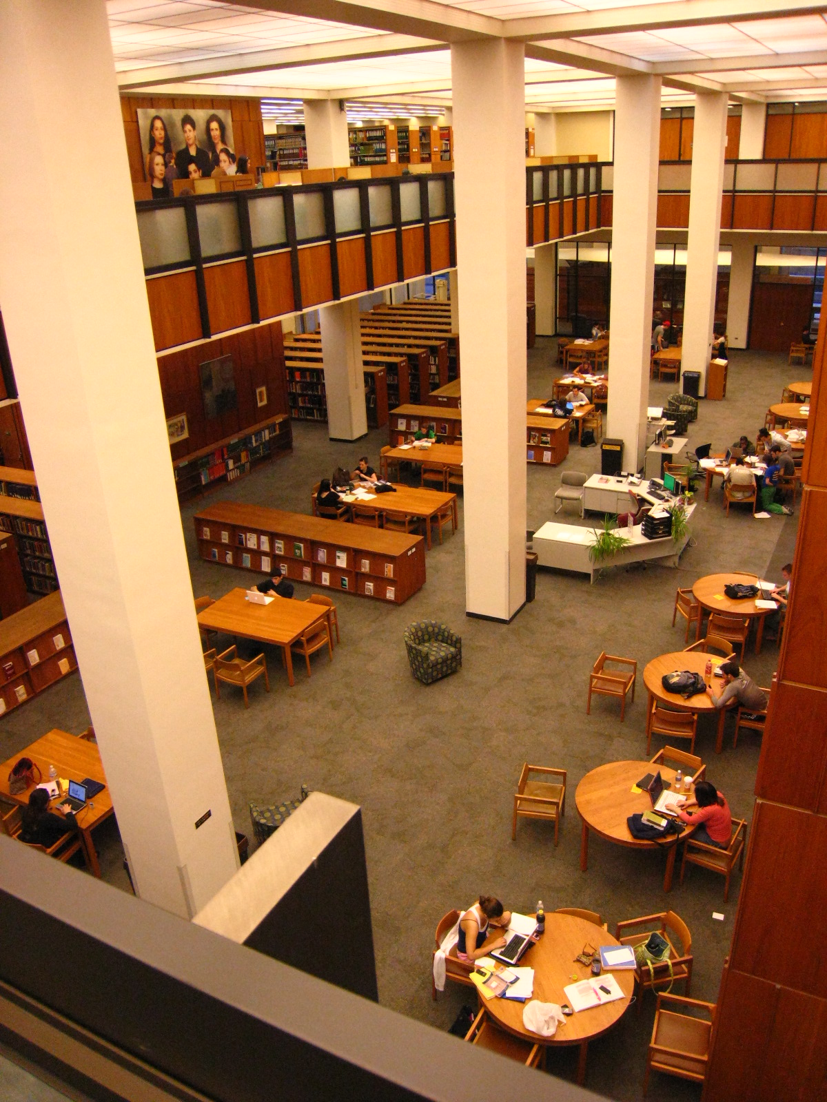 Study_area_inside_Hillman_Library.jpg