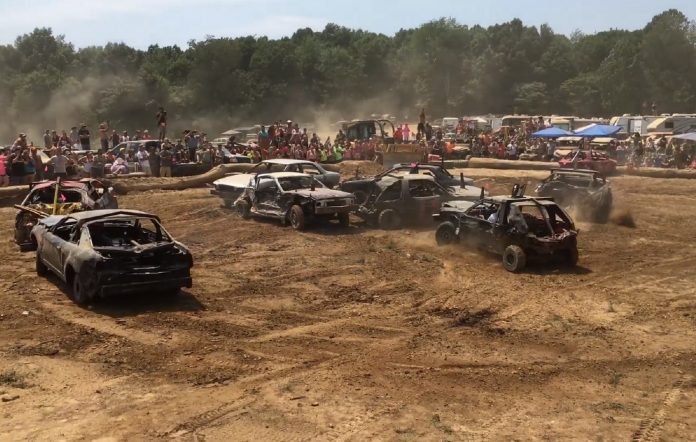 Redneck-Rave-event-demolition-derby-696x442.jpg