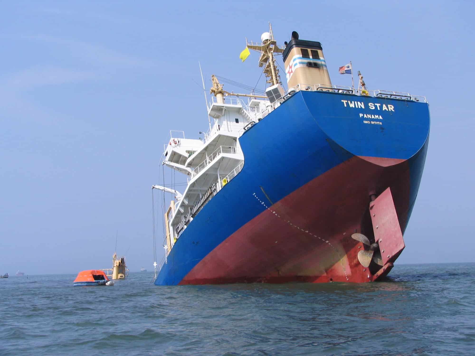 Ship-Sinking.jpg